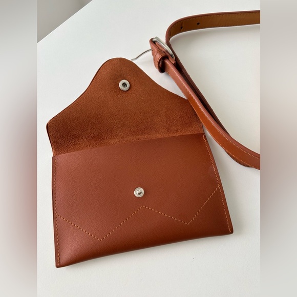 Leather belt bag/crossbody bag - Picture 5 of 8